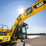 Bagger von CAT / Zeppelin mit Graffiti, 26.07.18
