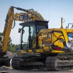 Bagger von CAT / Zeppelin mit Graffiti, 26.07.18